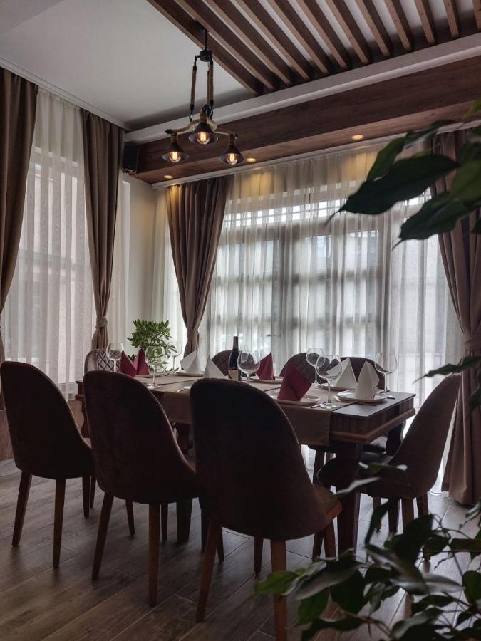 Eleon Motel Брезовица Екстериор снимка